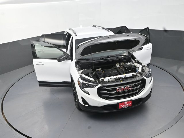 Used 2019 White GMC SLT image 43