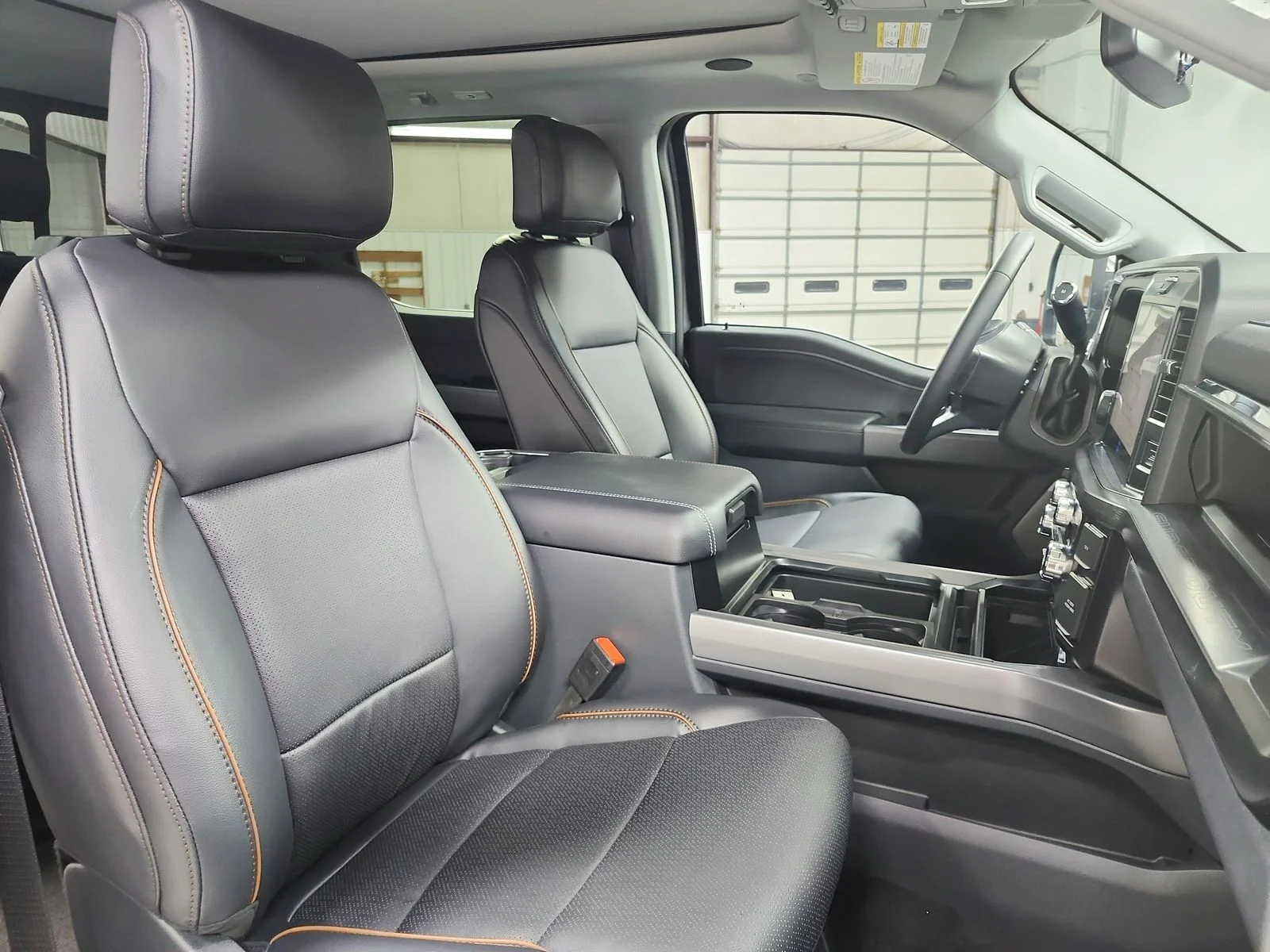 New 2026 Carbonized Gray Metallic Ford F-250® Lariat® image 42