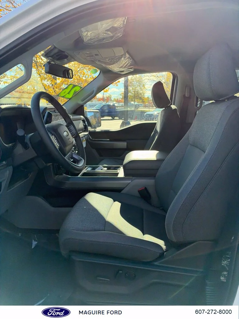 New 2026 Oxford White Ford XLT image 13