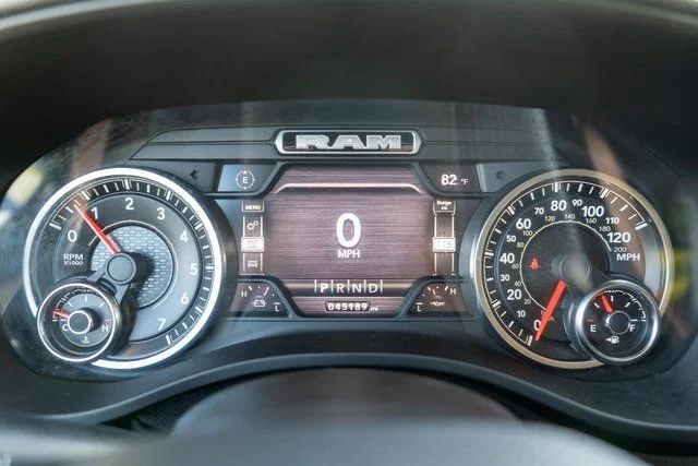 Used 2021 Silver Ram Laramie image 25