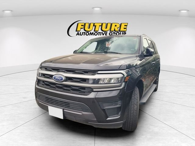 Used 2024 Gray Ford XLT image 3