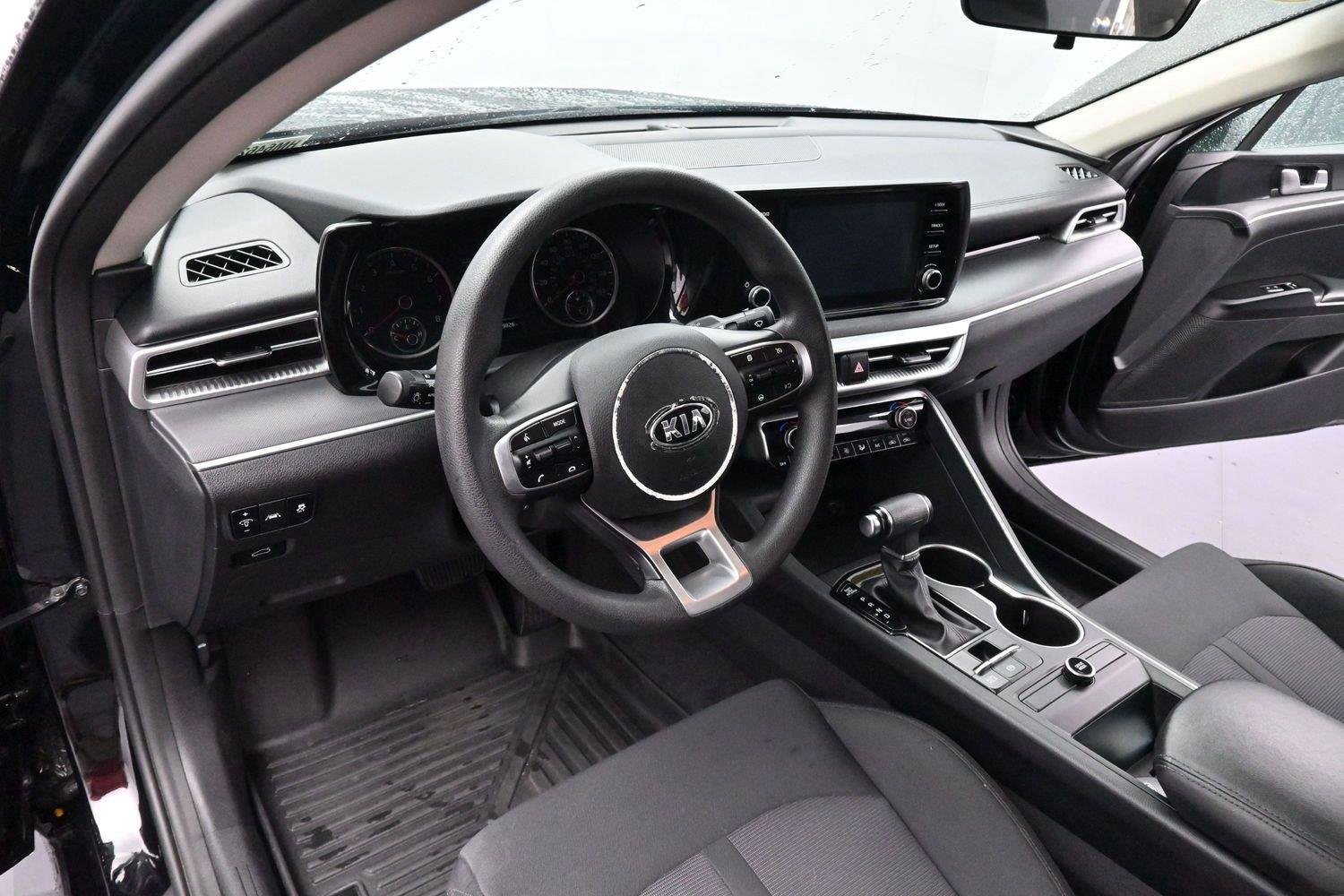 Used 2021 Ebony Black Kia LXS image 14