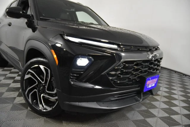 Used 2025 Black Chevrolet RS image 2
