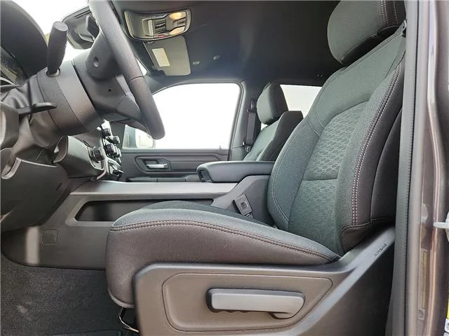 New 2026 Granit Ram EXPRESS CREW CAB 4X4 5