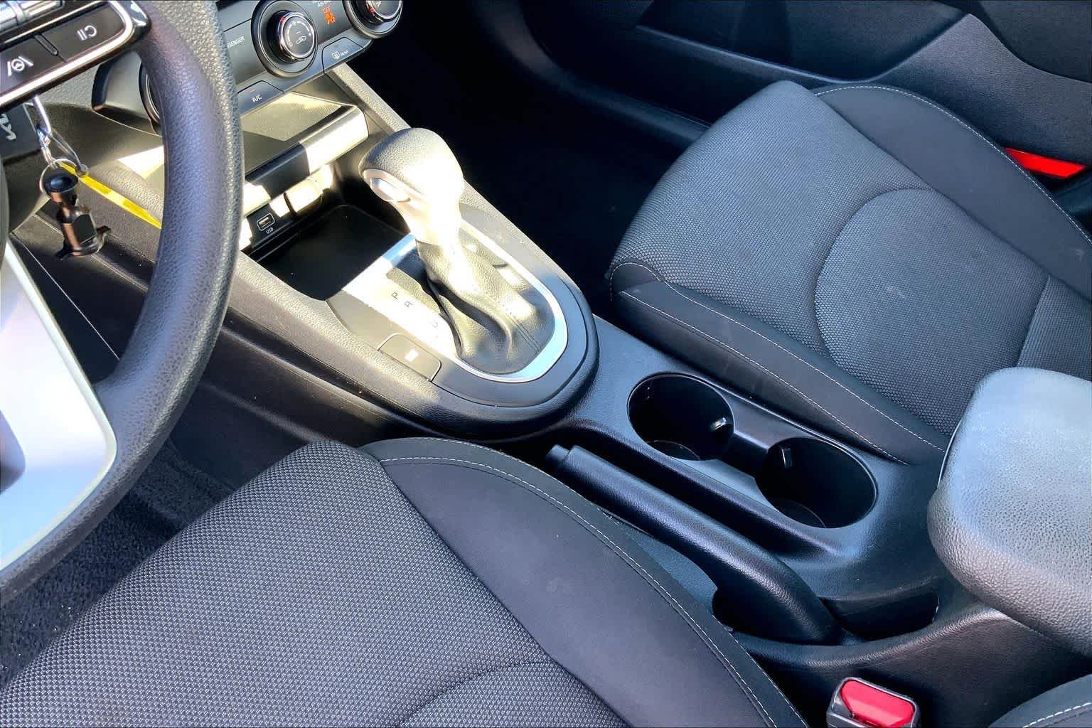 Used 2024 Gravity Gray Kia LXS image 16