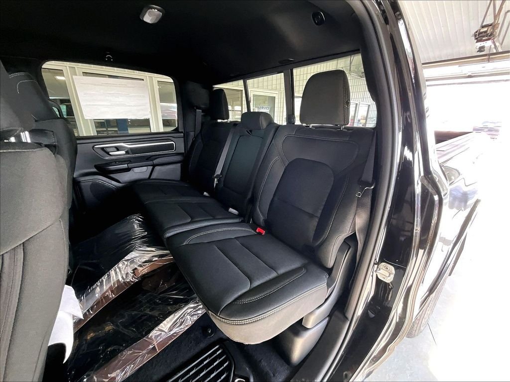 New 2026 Diamond Black Crystal Pearlcoat Ram Big Horn/Lone Star image 15