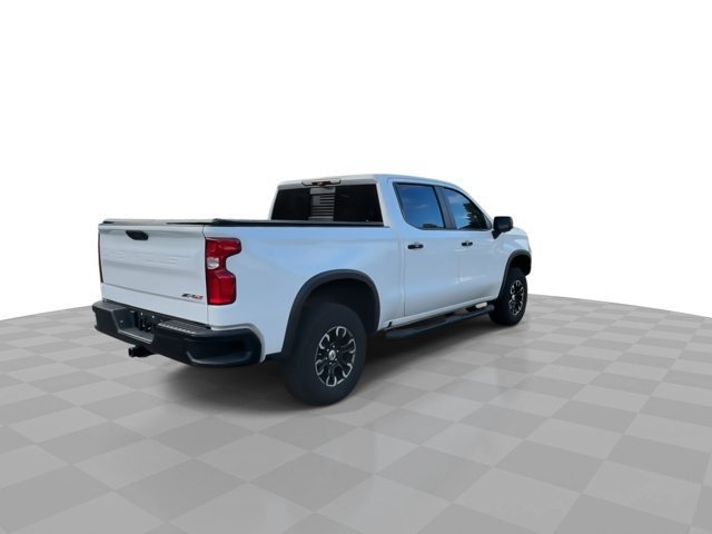 Used 2022  Chevrolet ZR2 image 8