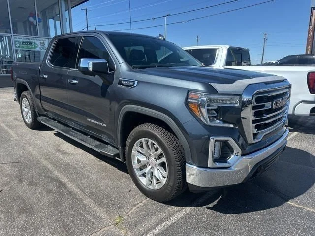 2019 GMC Sierra 4WD Crew Cab Short Box SLT's photo