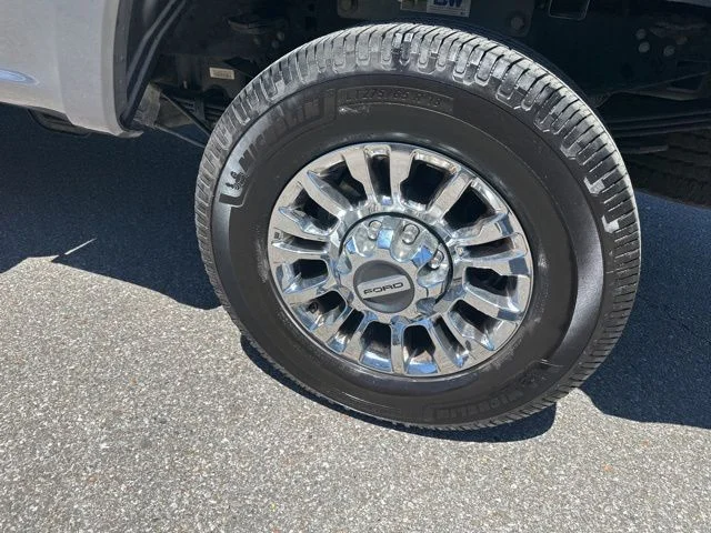 Used 2022 Carbonized Gray Metallic Ford XLT image 24