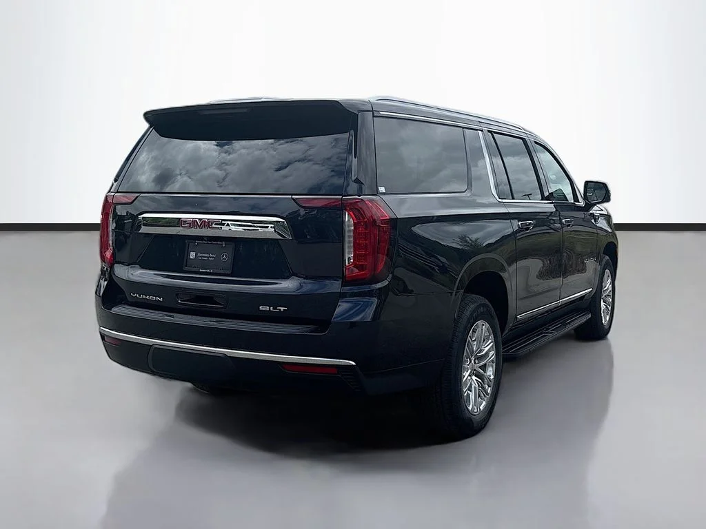 Used 2024 Silver GMC SLT image 3
