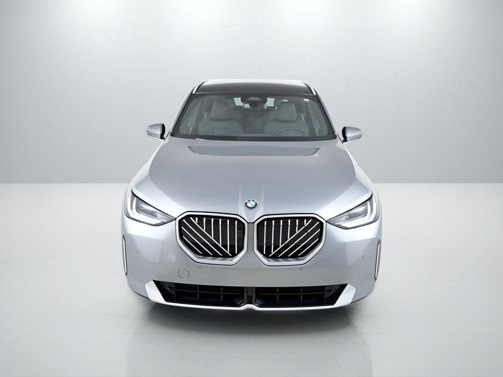 Used 2026 Skyscraper Grey Metallic BMW 30 xDrive image 17