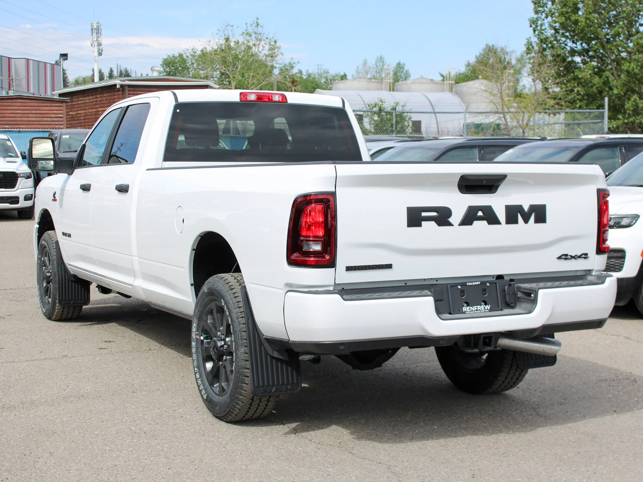 New 2026 White RAM Big Horn* image 3