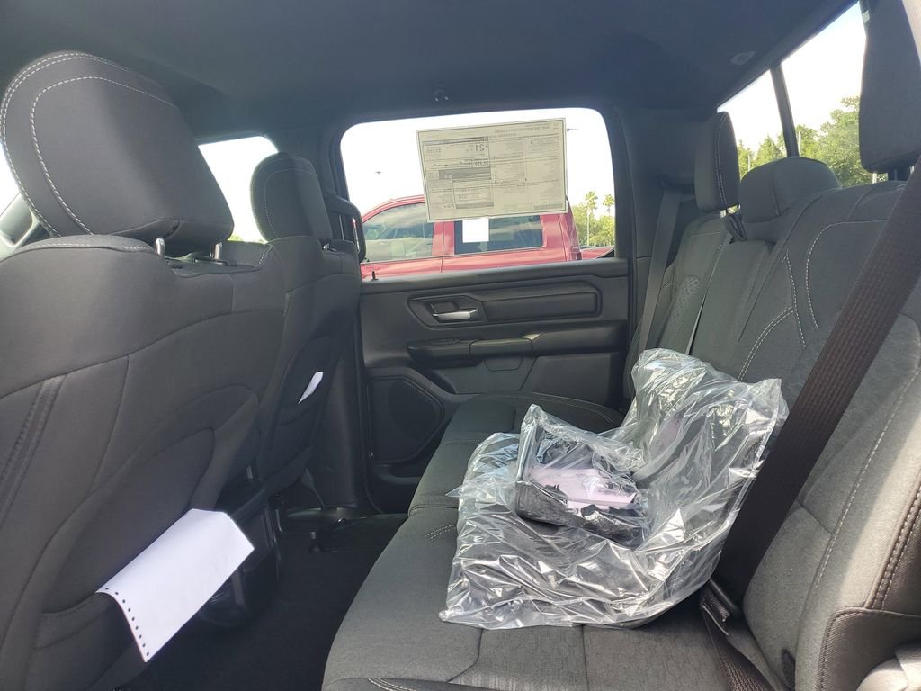 New 2026 Diamond Black Crystal Pearl-Coat Exterior Paint RAM Express image 6