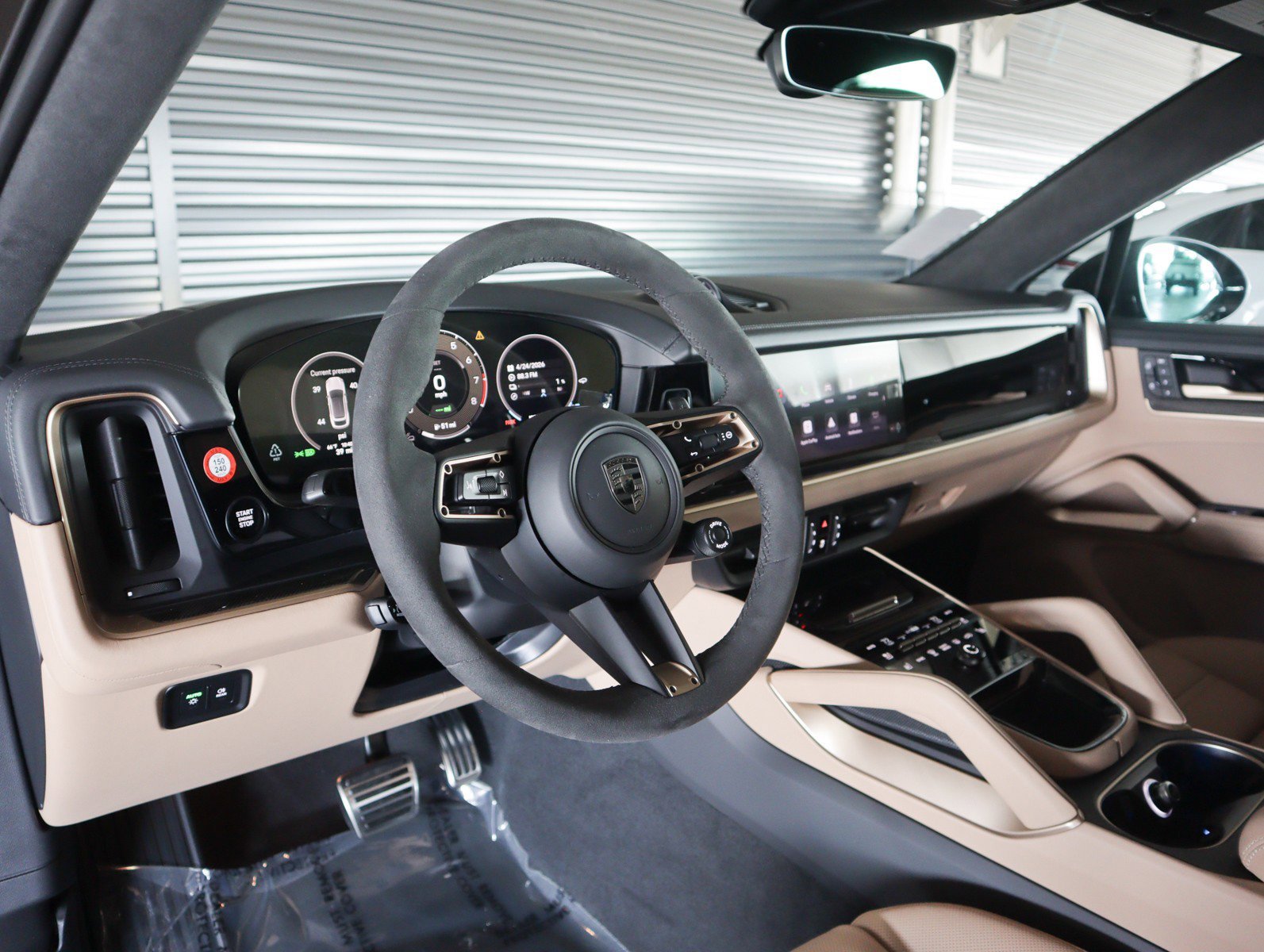 New 2026 Chromite Black Metallic Porsche Turbo E-Hybrid Coupe image 4