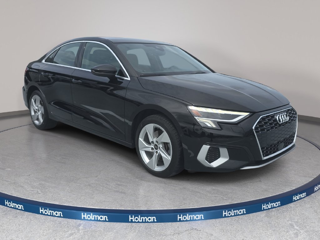 Used 2023 Black Audi  image 3