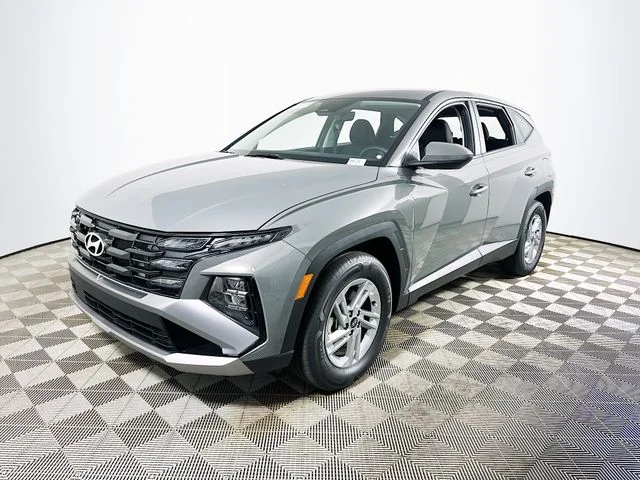 New 2026 Hyundai TUCSON SE