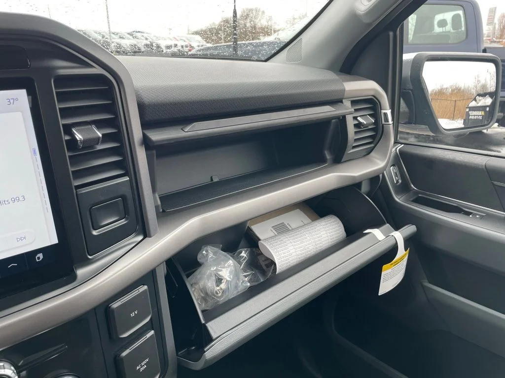 2025 Ford F-150 XLT - Photo 48