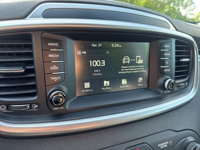 Used 2020 Black Kia LX image 21