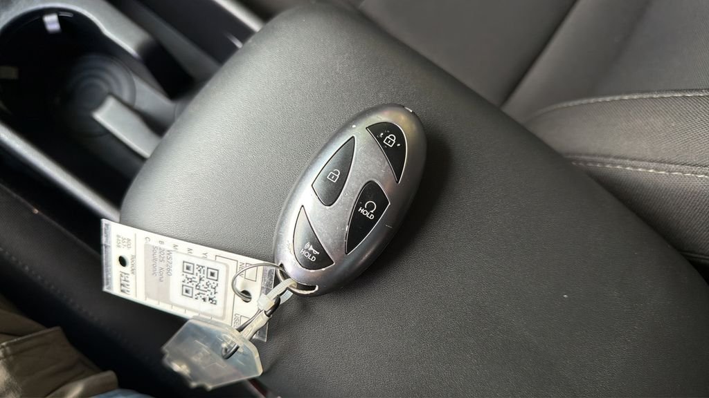 Used 2025 Orange Hyundai SEL image 37