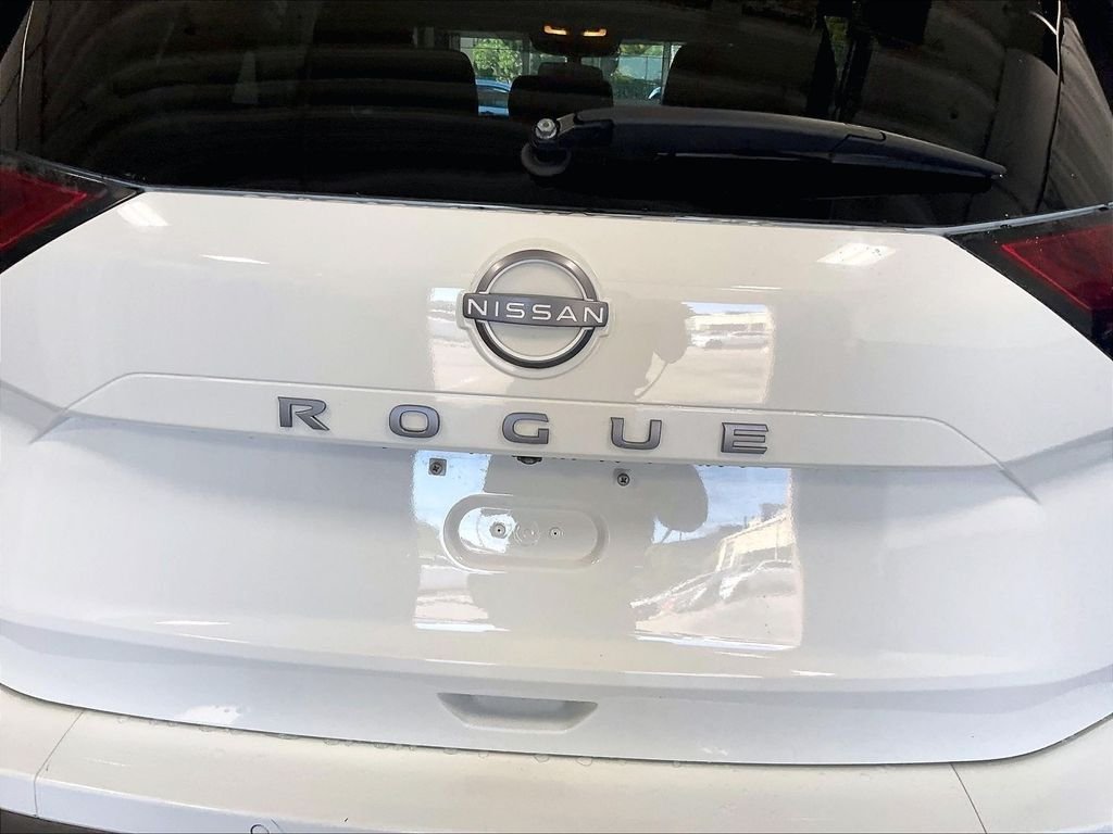Certified Used 2024 White Nissan S image 28