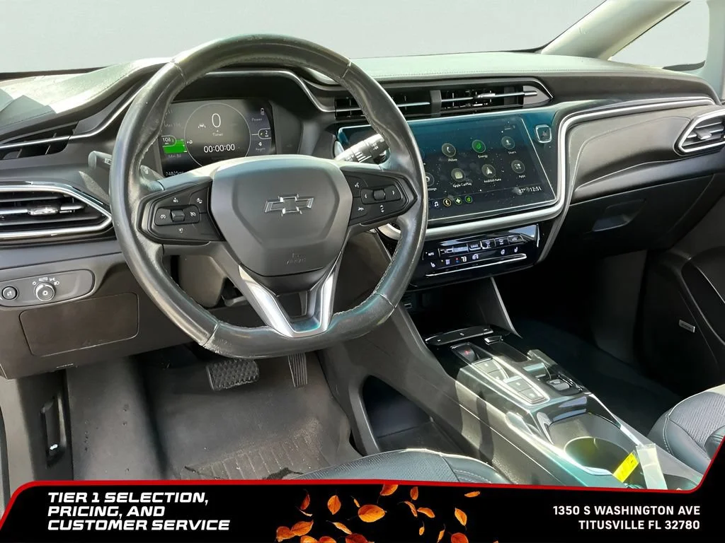 Used 2022 MOSAIC BLACK METALLIC Chevrolet 2LT image 18