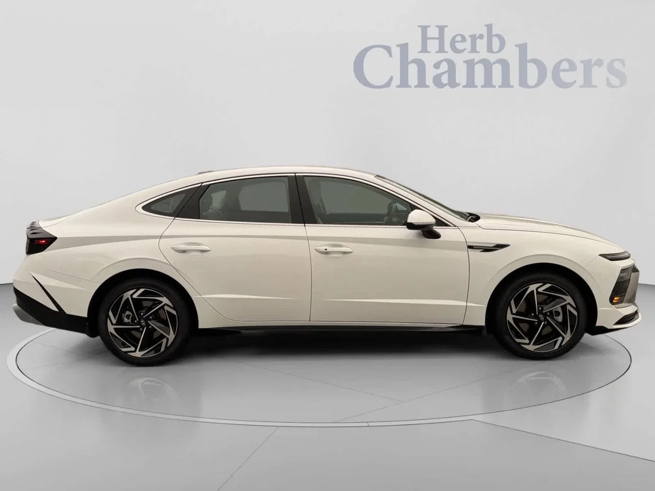 New 2026 White Hyundai SEL Sport image 9