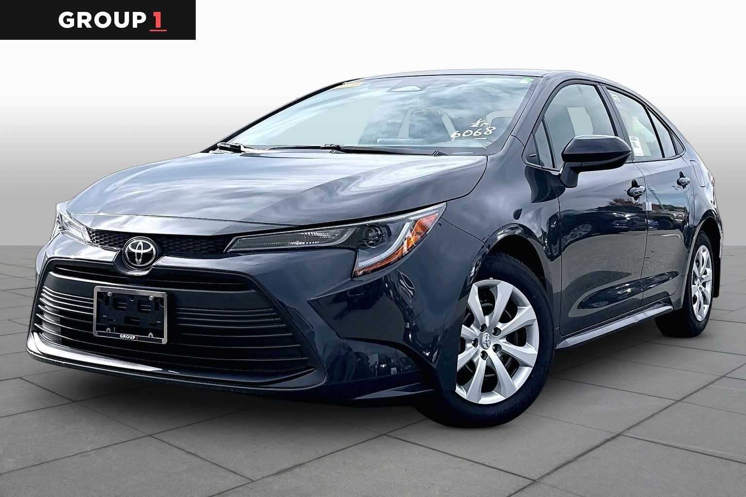 2027 Toyota Corolla LE