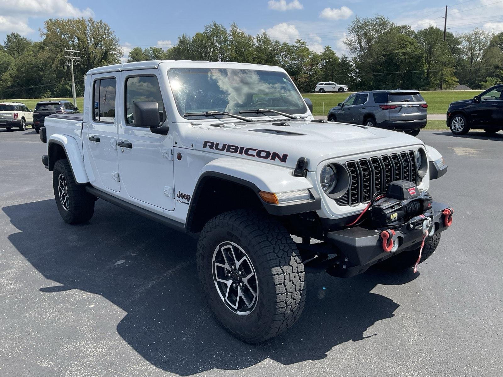 Used 2025 Bright White Clearcoat Jeep Rubicon image 3