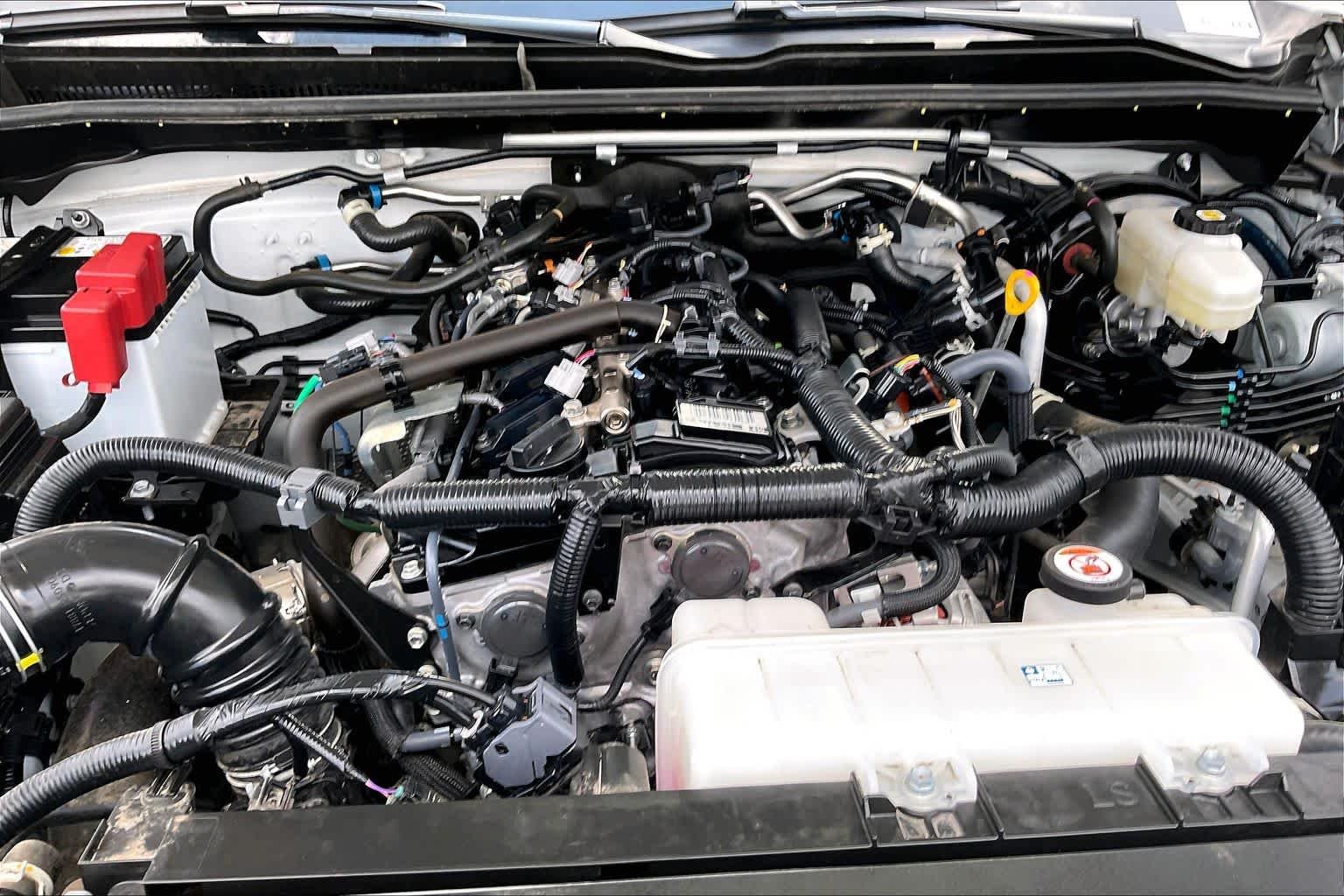 Used 2025 Ice Cap Toyota SR5 image 31