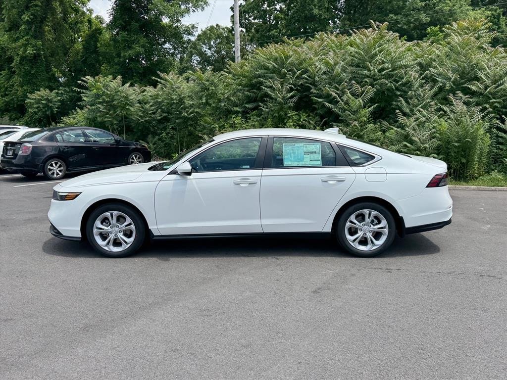 New 2026 Platinum White Pearl Honda LX image 2