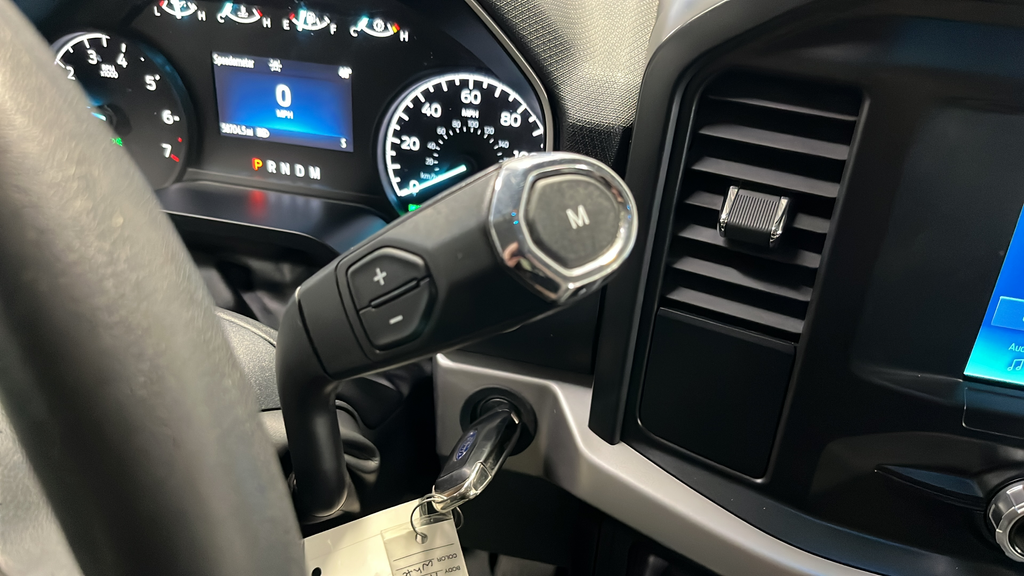 Used 2022 Oxford White Ford XL image 18