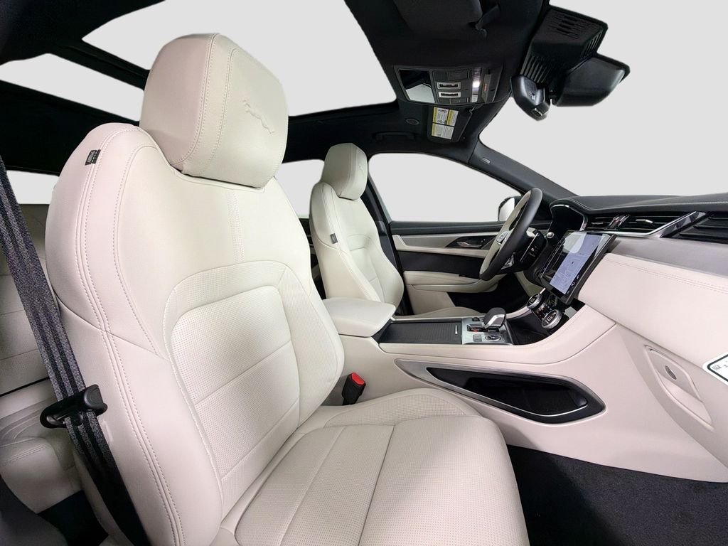 2026 Jaguar F-Pace R-Dynamic S - Photo 30
