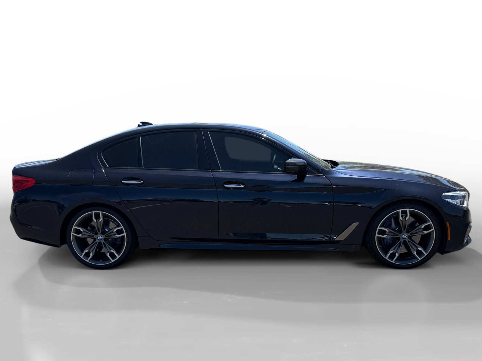 Used 2018 Carbon Black Metallic BMW M550i xDrive image 6