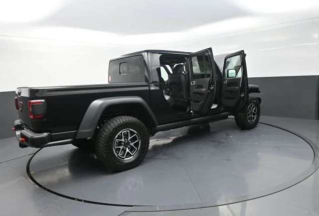 New 2026 Black Clear-Coat Exterior Paint Jeep Rubicon image 38