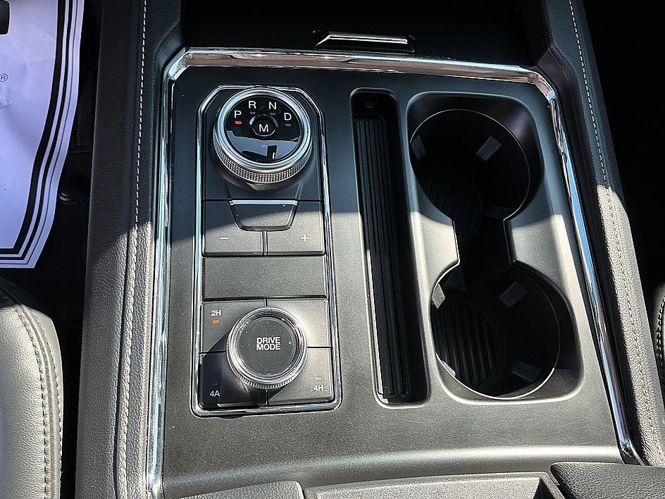 Used 2022 Black Metallic Ford XLT image 19