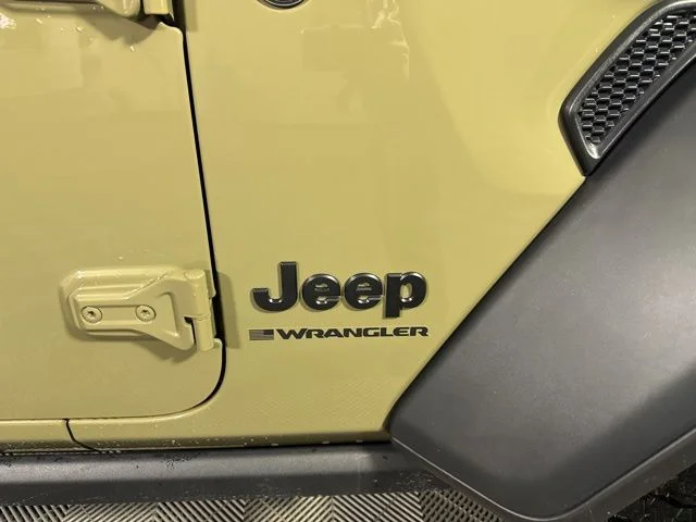 2026 Jeep Wrangler 4-Door Willys - Photo 34