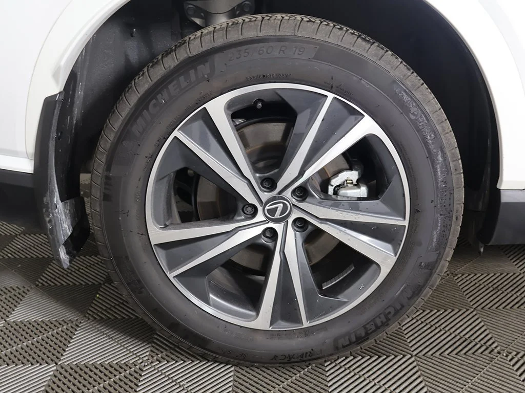 Used 2024 White Lexus 350h Premium image 23