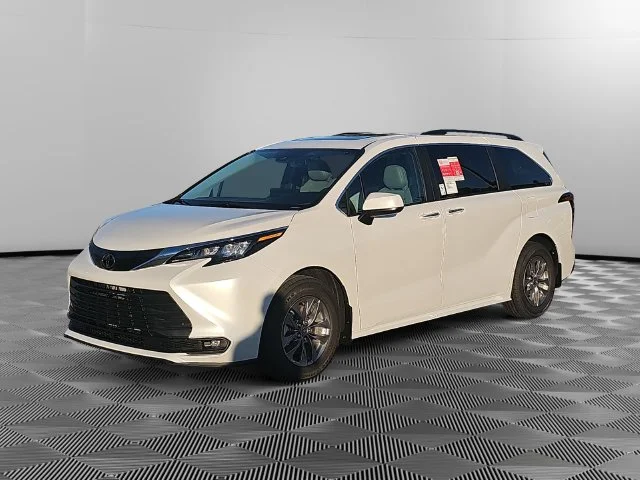 2026 Toyota Sienna XLE