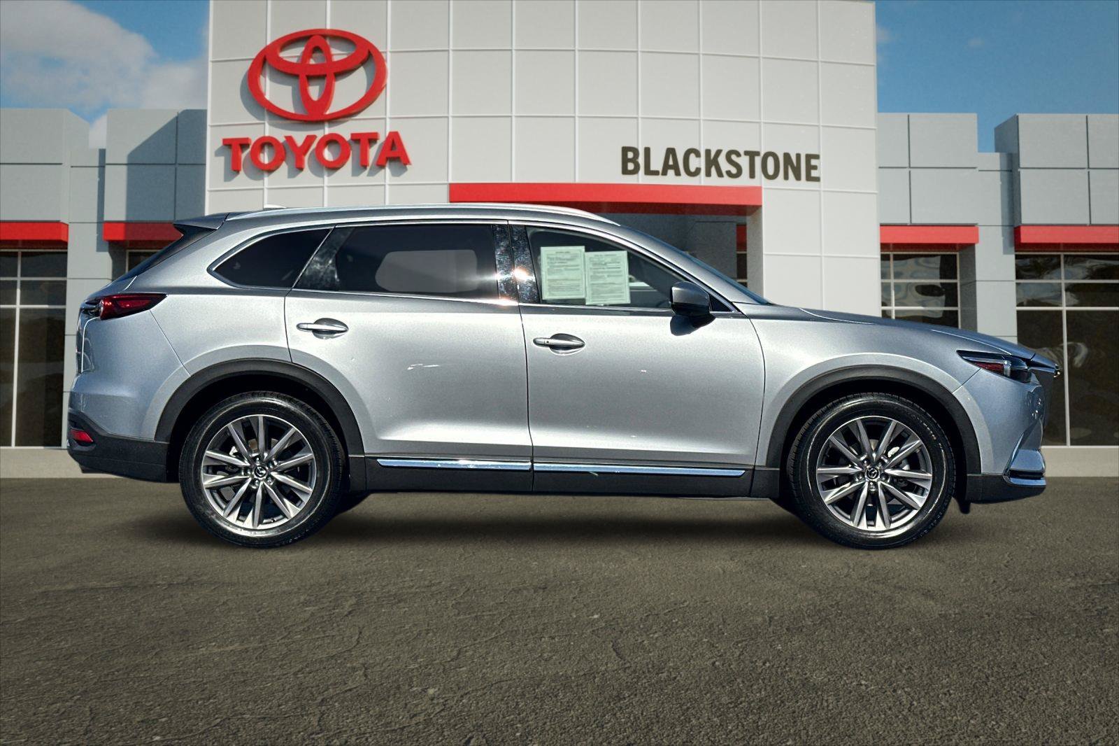Used 2022 Sonic Silver Metallic Mazda Grand Touring image 2