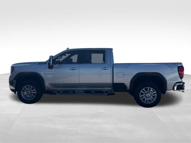 Used 2022 Silver GMC SLT image 2