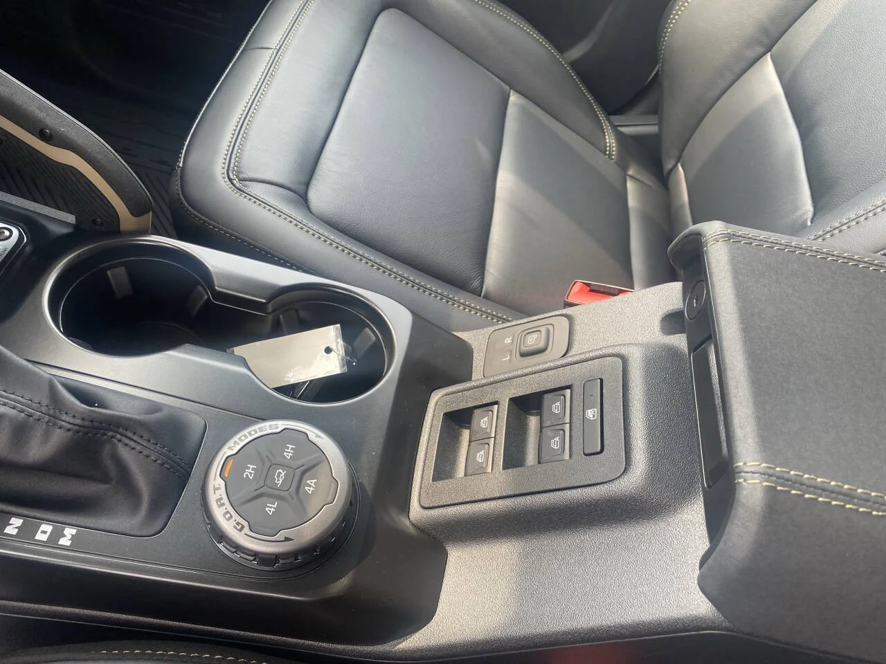 2025 Ford Bronco 4-Door Badlands - Photo 13