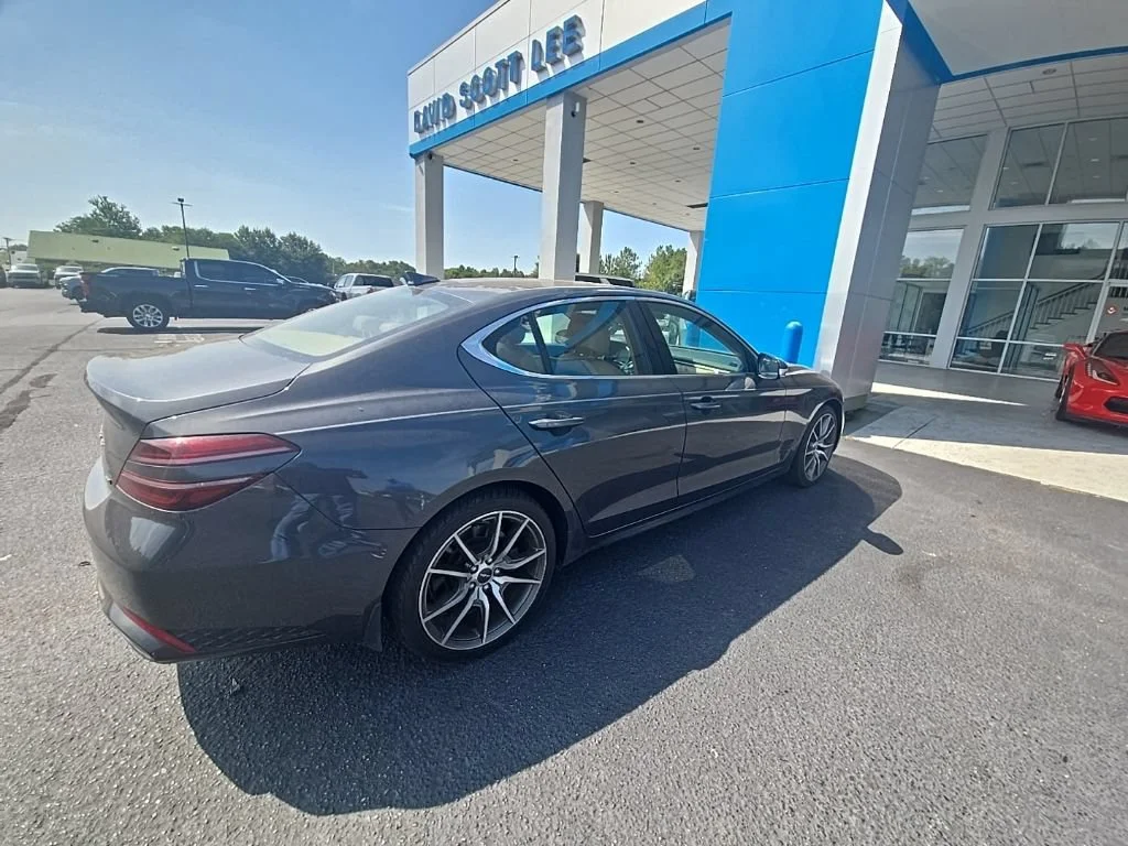 Used 2022 Himalayan Gray Genesis 3.3T image 12