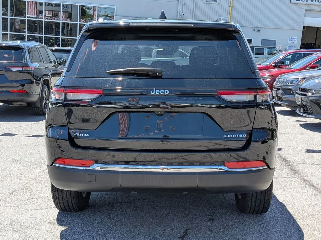 Used 2023 Black Jeep Limited image 7