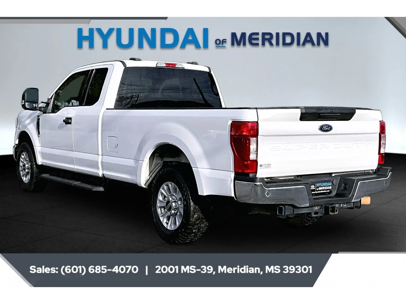 Used 2020 Oxford White Ford XLT image 2