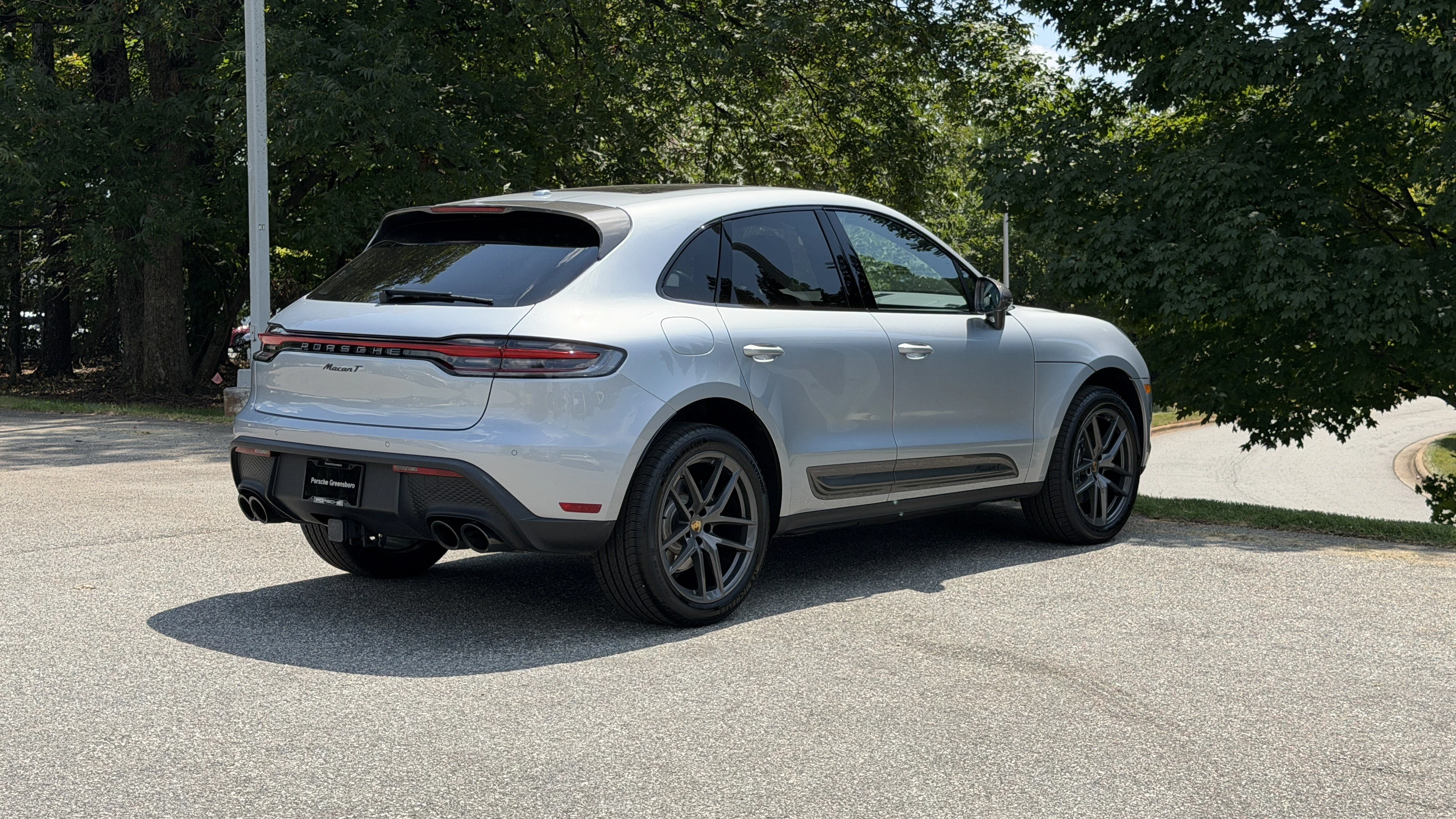 Used 2026 Dolomite Silver Metallic Porsche T image 7
