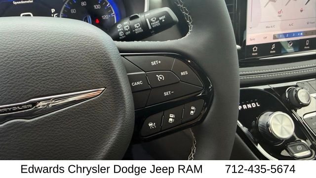 2026 Chrysler Pacifica Select - Photo 23
