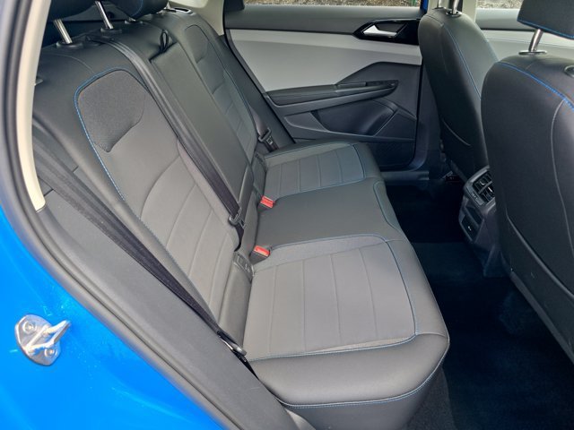 Used 2024 Cornflower Blue w/Deep Black Roof Volkswagen 1.5T SE Black image 29