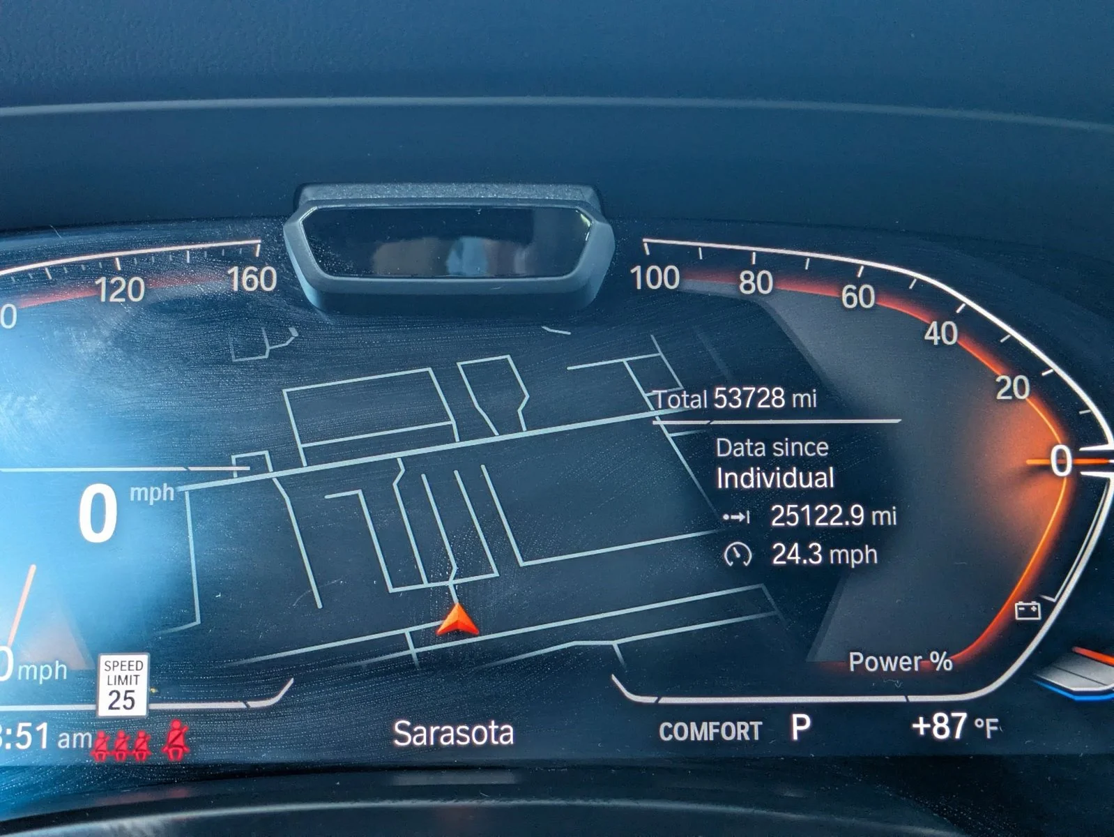 Used 2023 Alpine White BMW xDrive40i image 9
