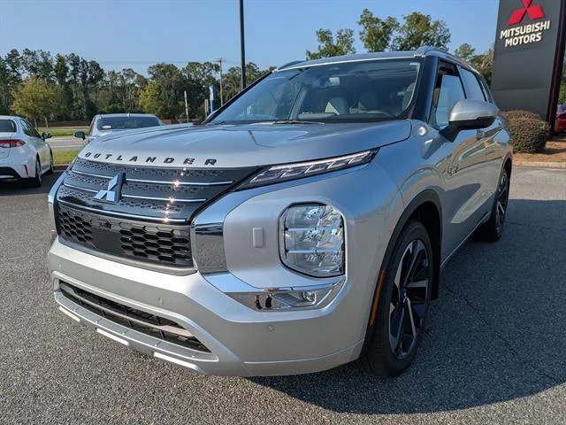 2025 Mitsubishi Outlander Plug-in Hybrid SEL - Photo 8