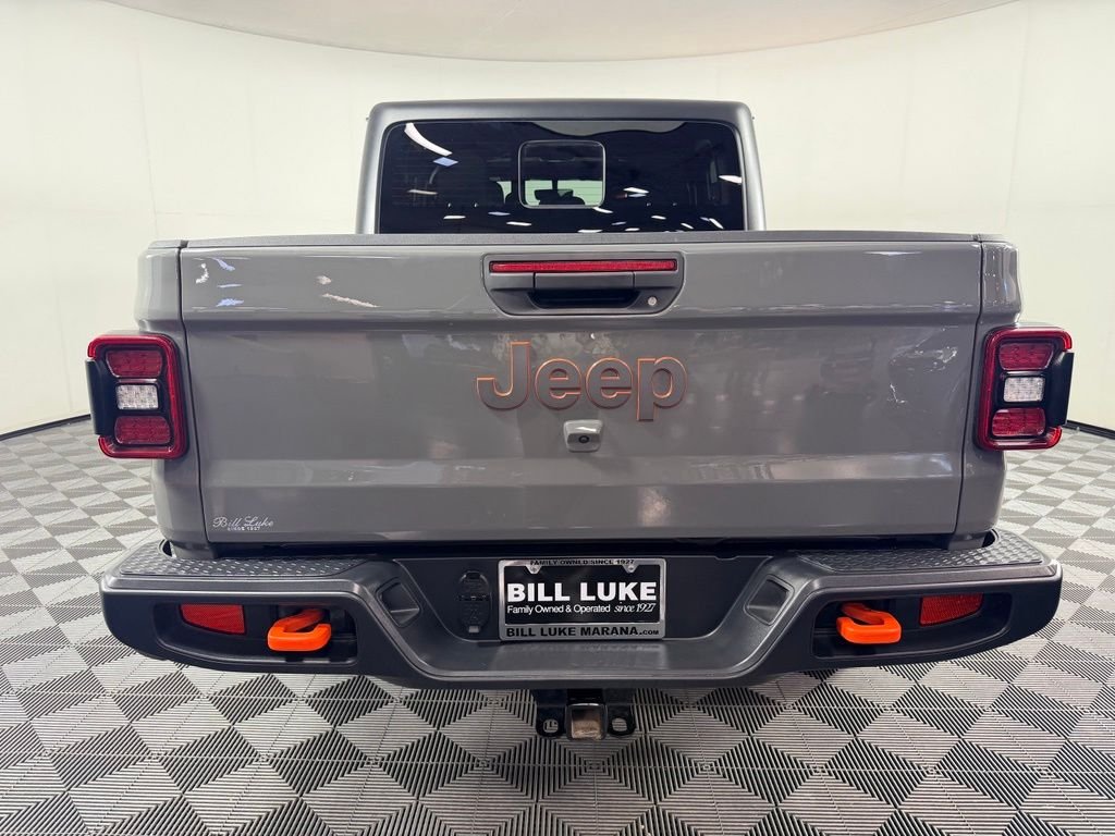 Certified Used 2023 Gray Jeep Mojave image 9